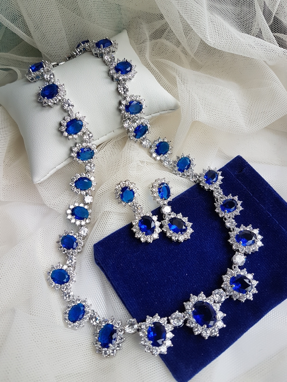 Swarovski Elements Platinum Plated Sapphire Blue Diana Drop Earrings NEW - Picture 4 of 17
